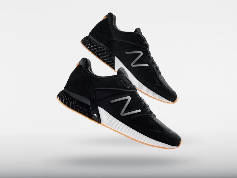 new-balance-releases-running-shoes-with-3d-printed-soles